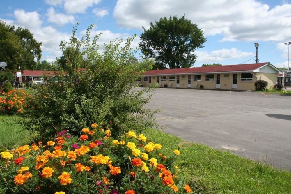Avalon Motel Belleville Extérieur photo
